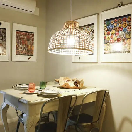 Classy & Cozy By The Acquario By Wonderful Italy
